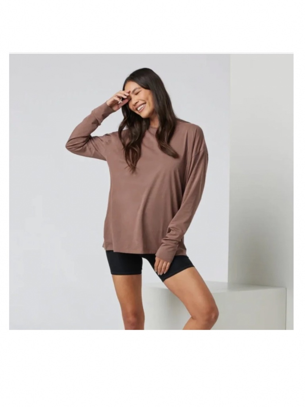 Vuori Long-Sleeve Feather Tshirt top Size Small